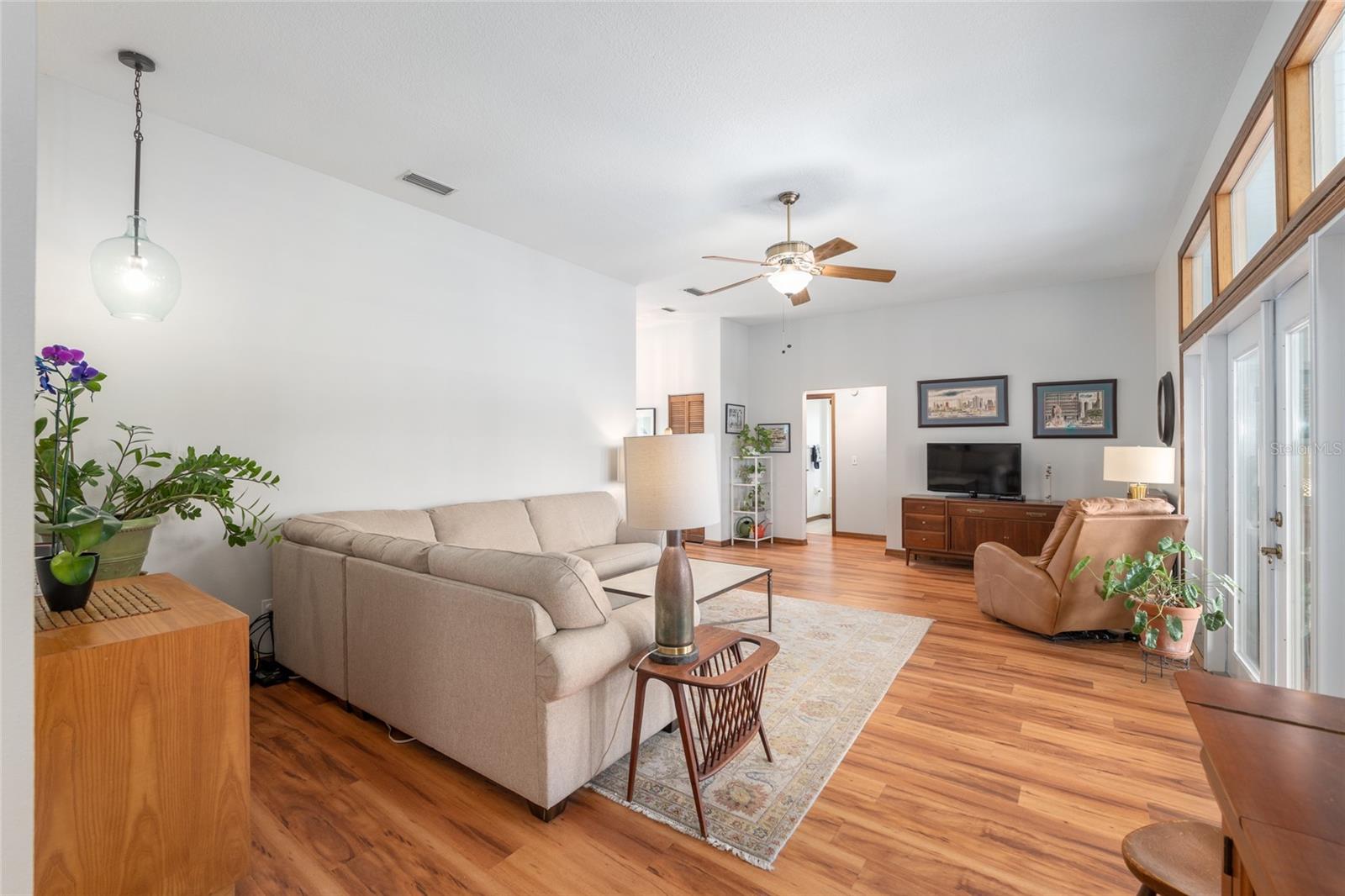 Image 17 of 75 For 12094 60th Avenue Road