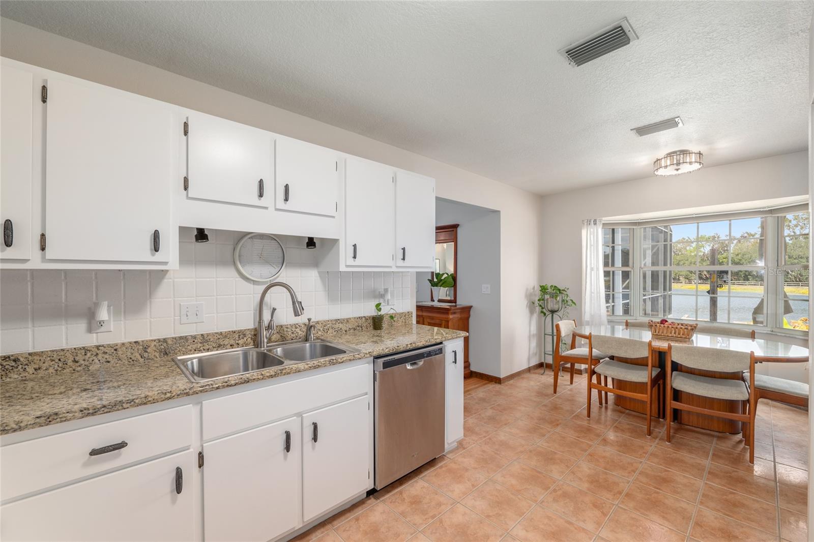 Image 25 of 75 For 12094 60th Avenue Road