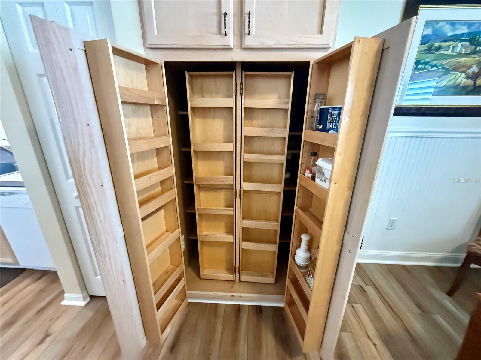 Image 14 of 36 For 11122 73rd Court