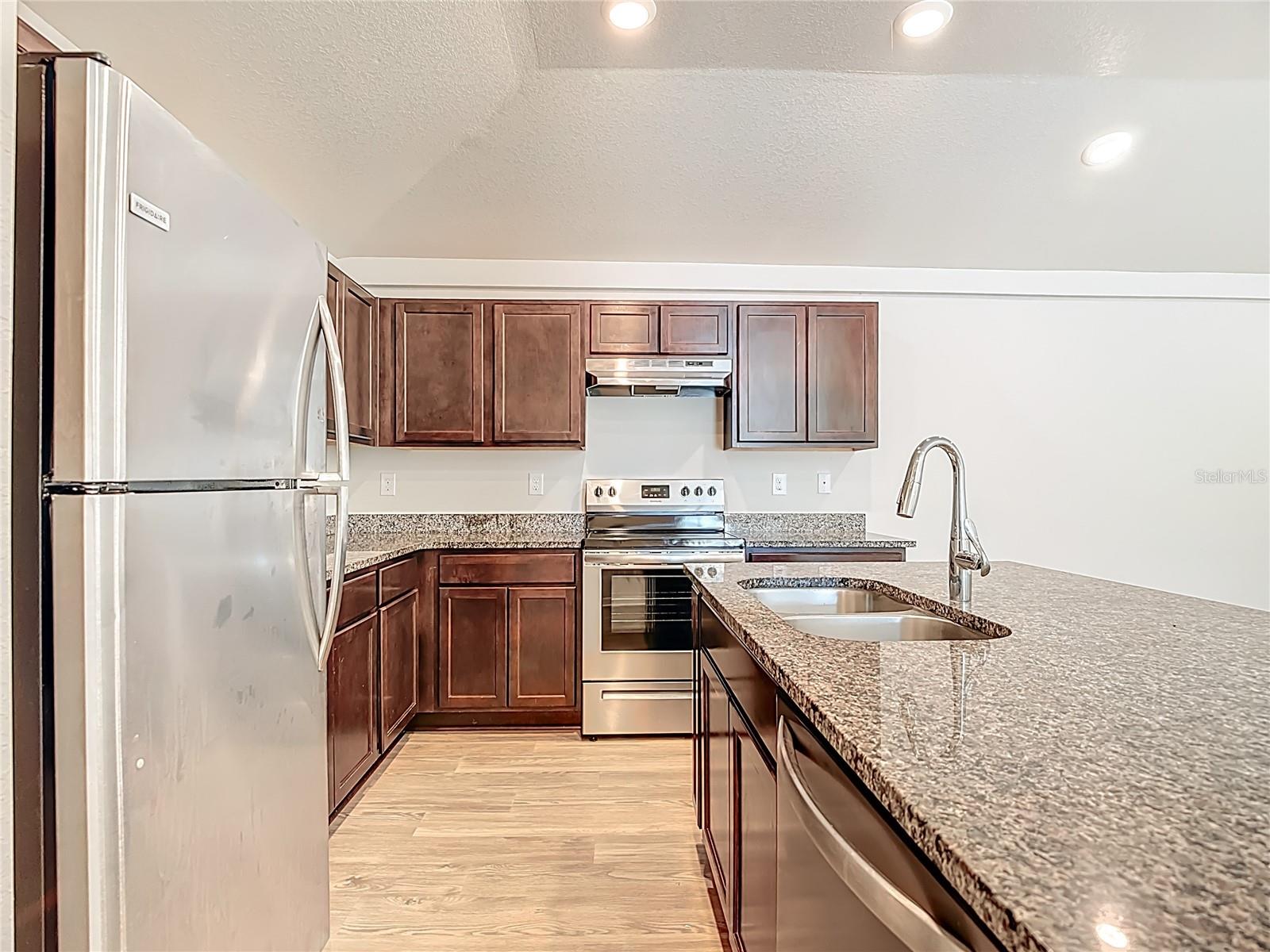 Image 12 of 29 For 378 Urbana Street