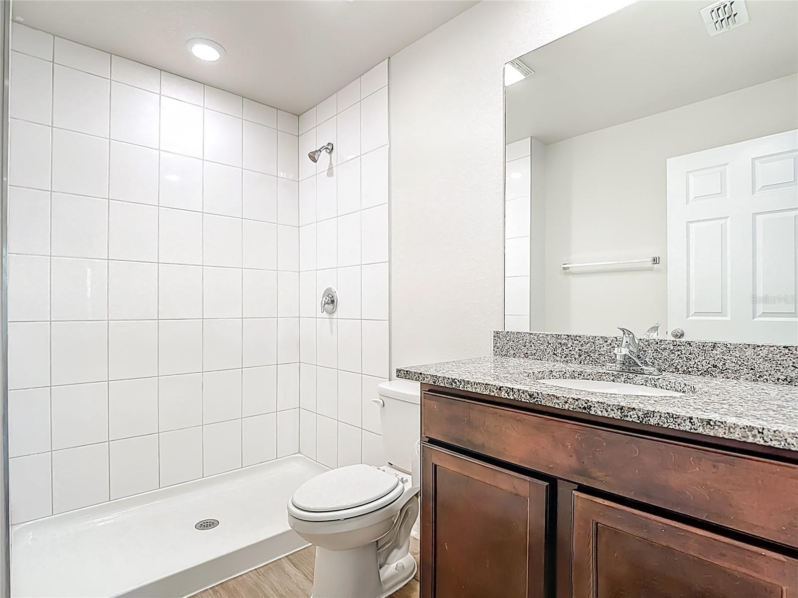 Image 23 of 29 For 378 Urbana Street