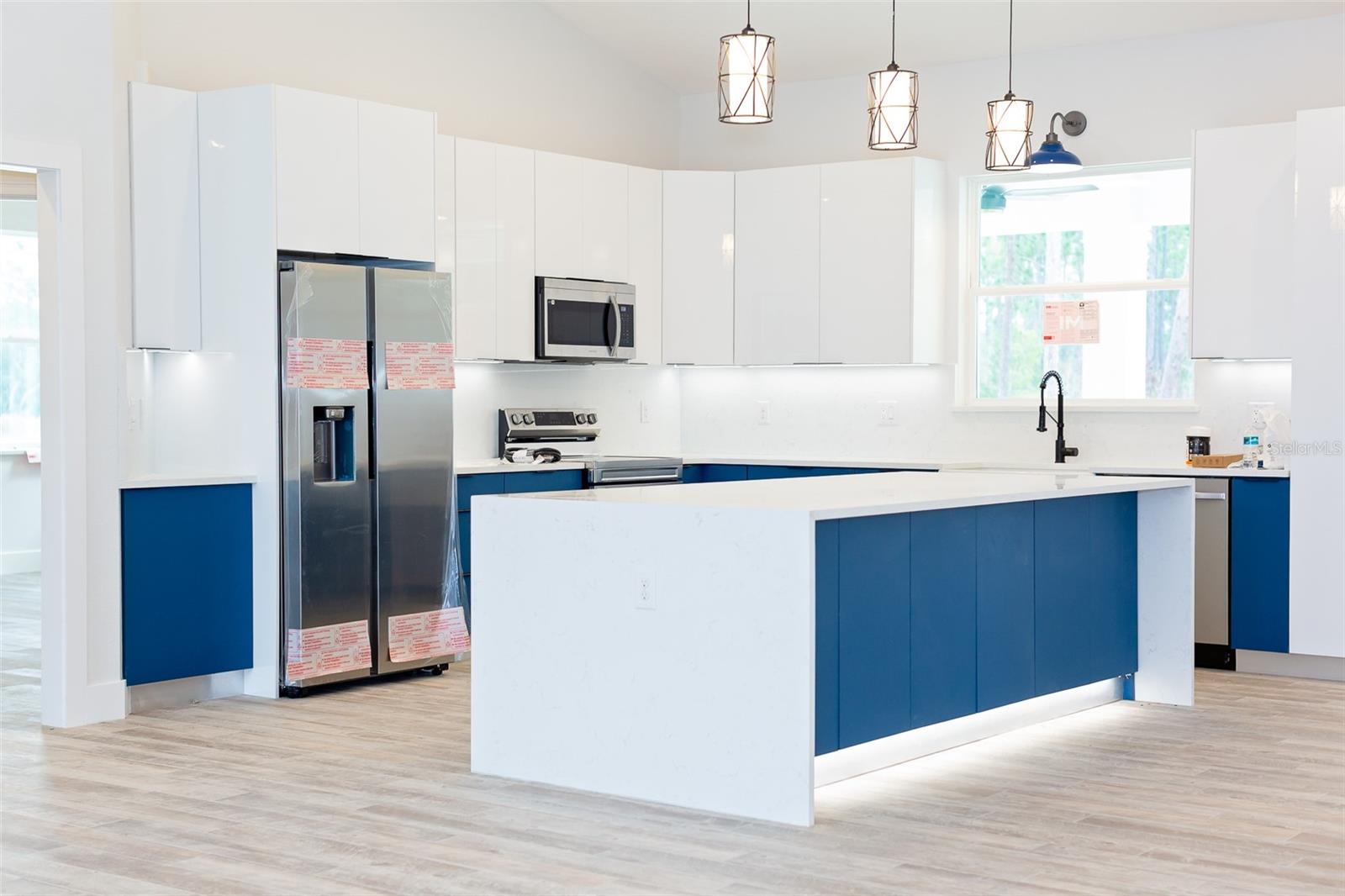 Image 4 of 20 For 4368 179th Place