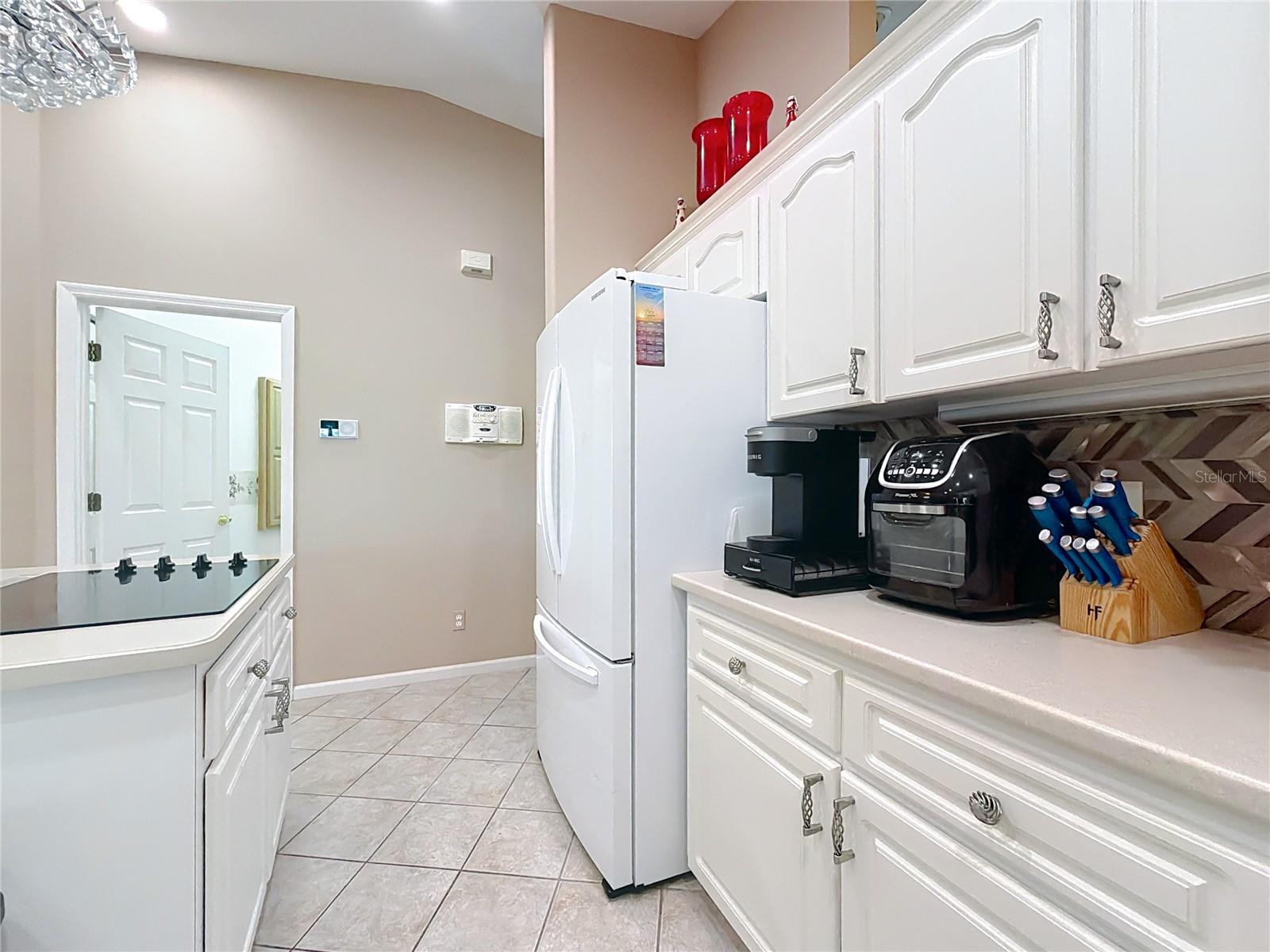 Image 13 of 77 For 2305 51st Terrace