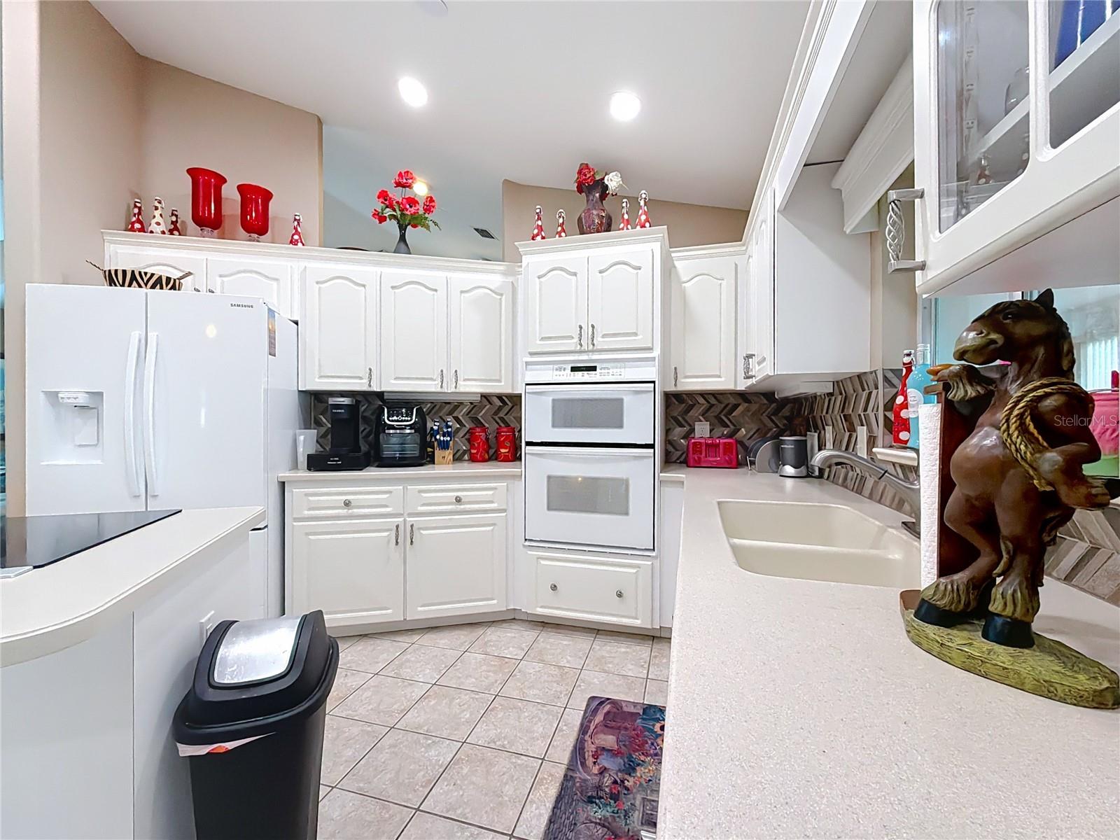 Image 16 of 77 For 2305 51st Terrace