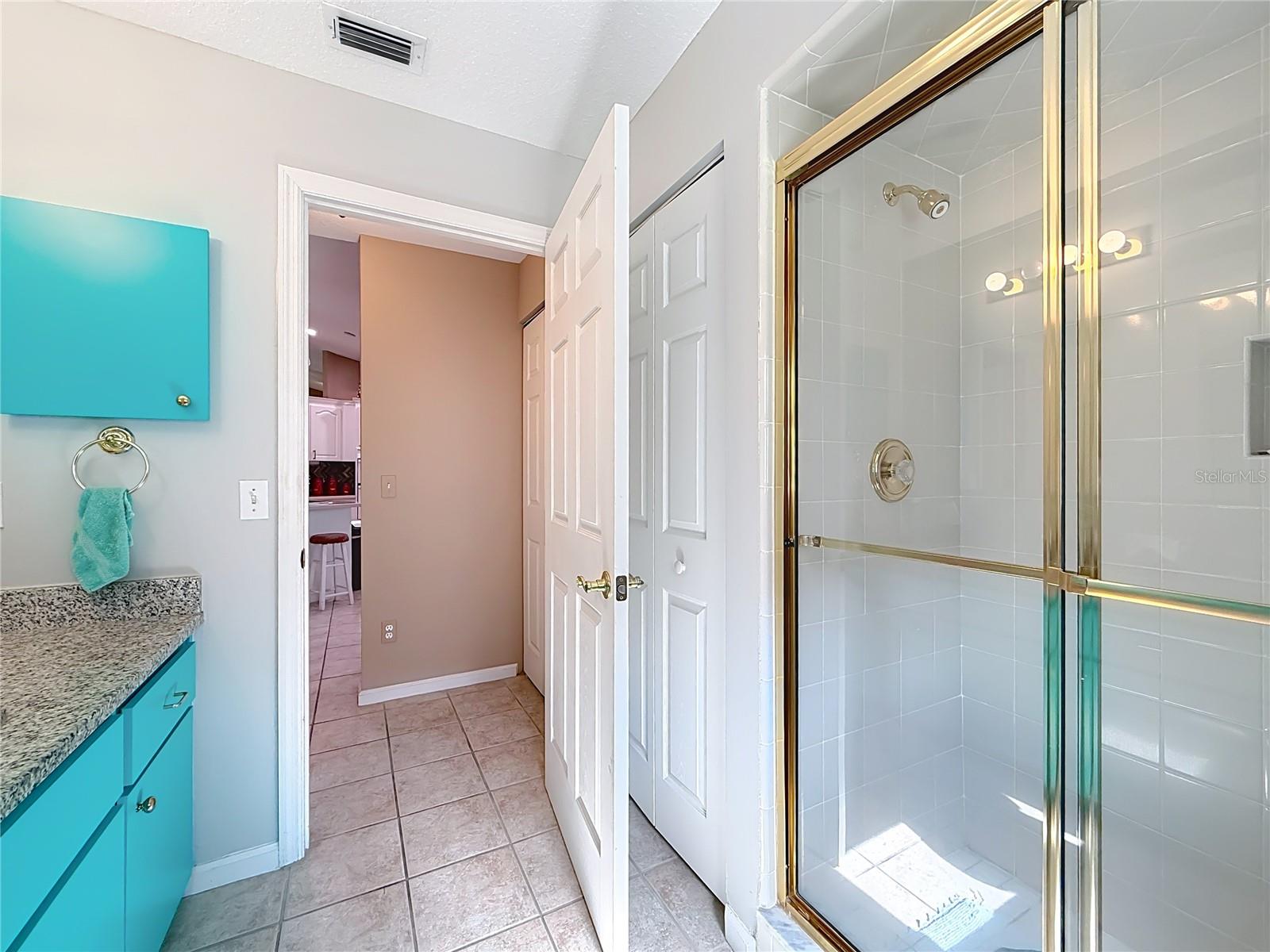 Image 24 of 77 For 2305 51st Terrace