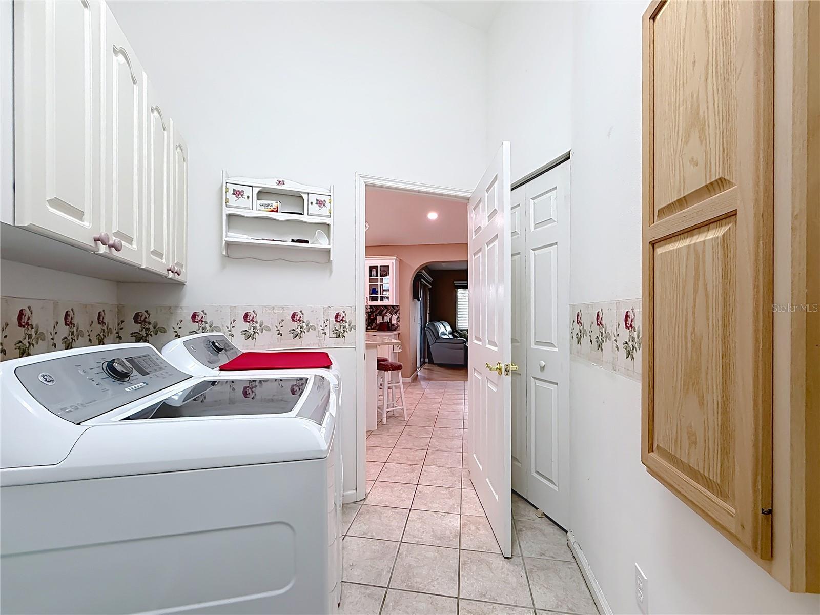 Image 33 of 77 For 2305 51st Terrace