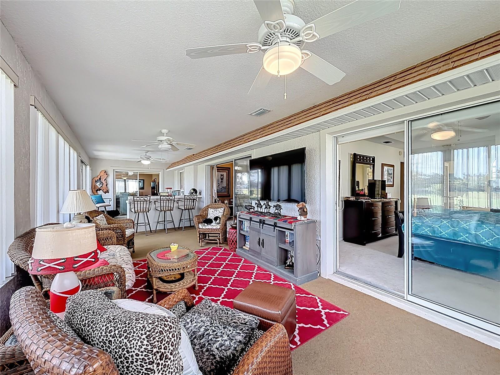 Image 40 of 77 For 2305 51st Terrace