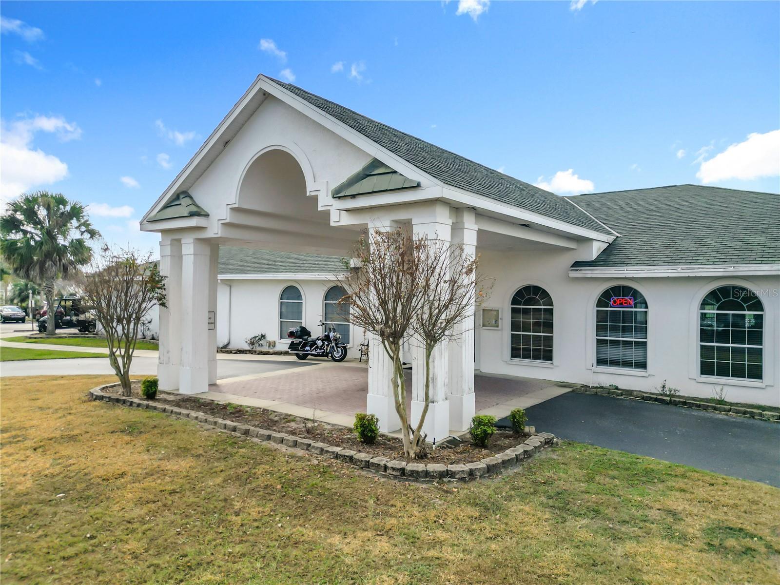 Image 62 of 77 For 2305 51st Terrace