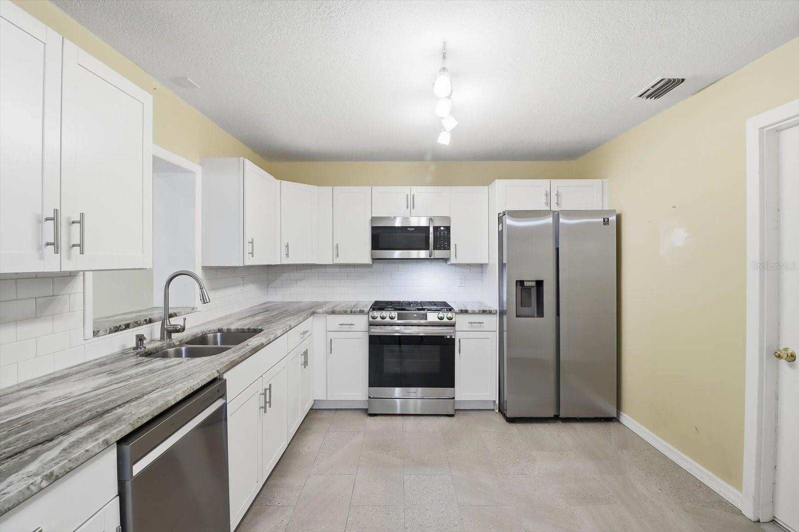 Image 13 of 48 For 9196 Fawn Way