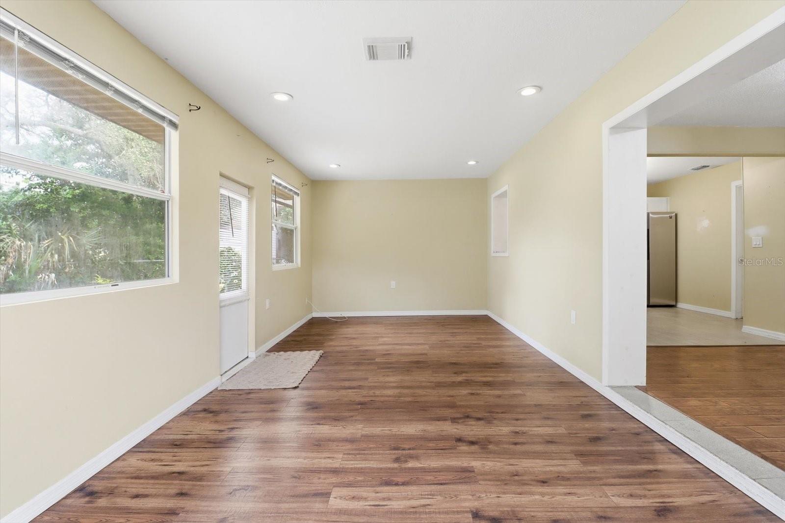 Image 29 of 48 For 9196 Fawn Way