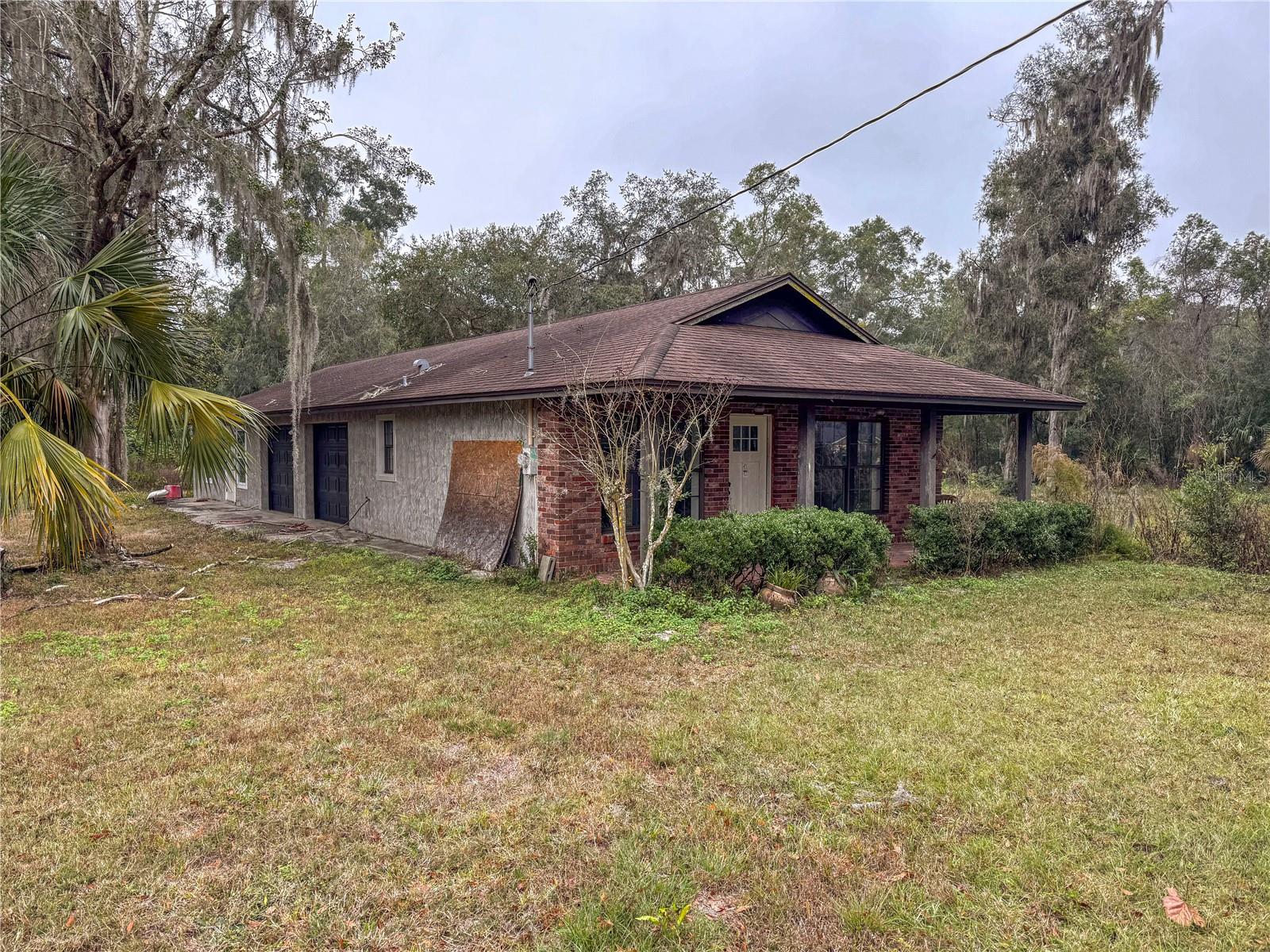 Image 5 of 24 For 606 Ne 35th St