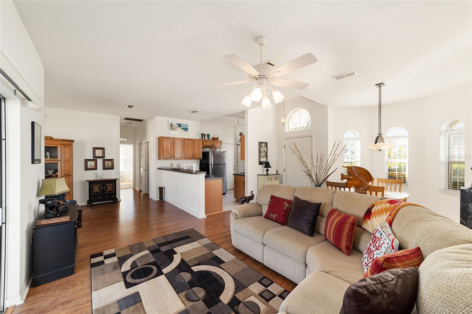 Image 12 of 41 For 7393 112th Place