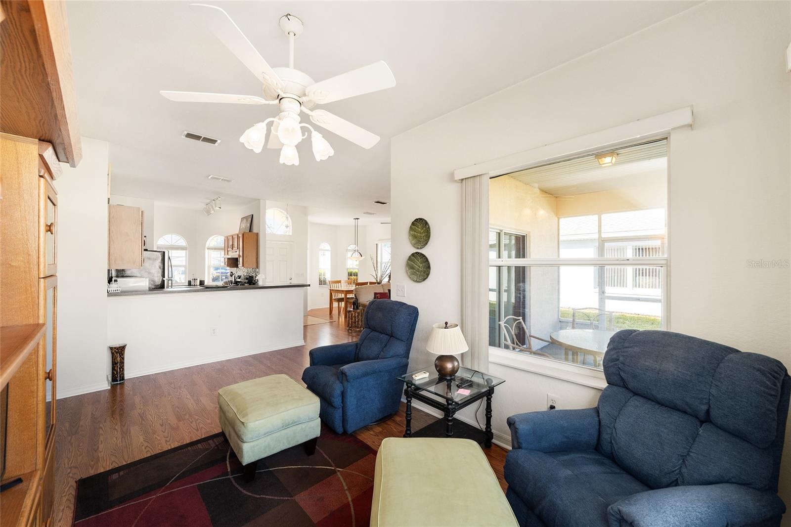 Image 14 of 41 For 7393 112th Place