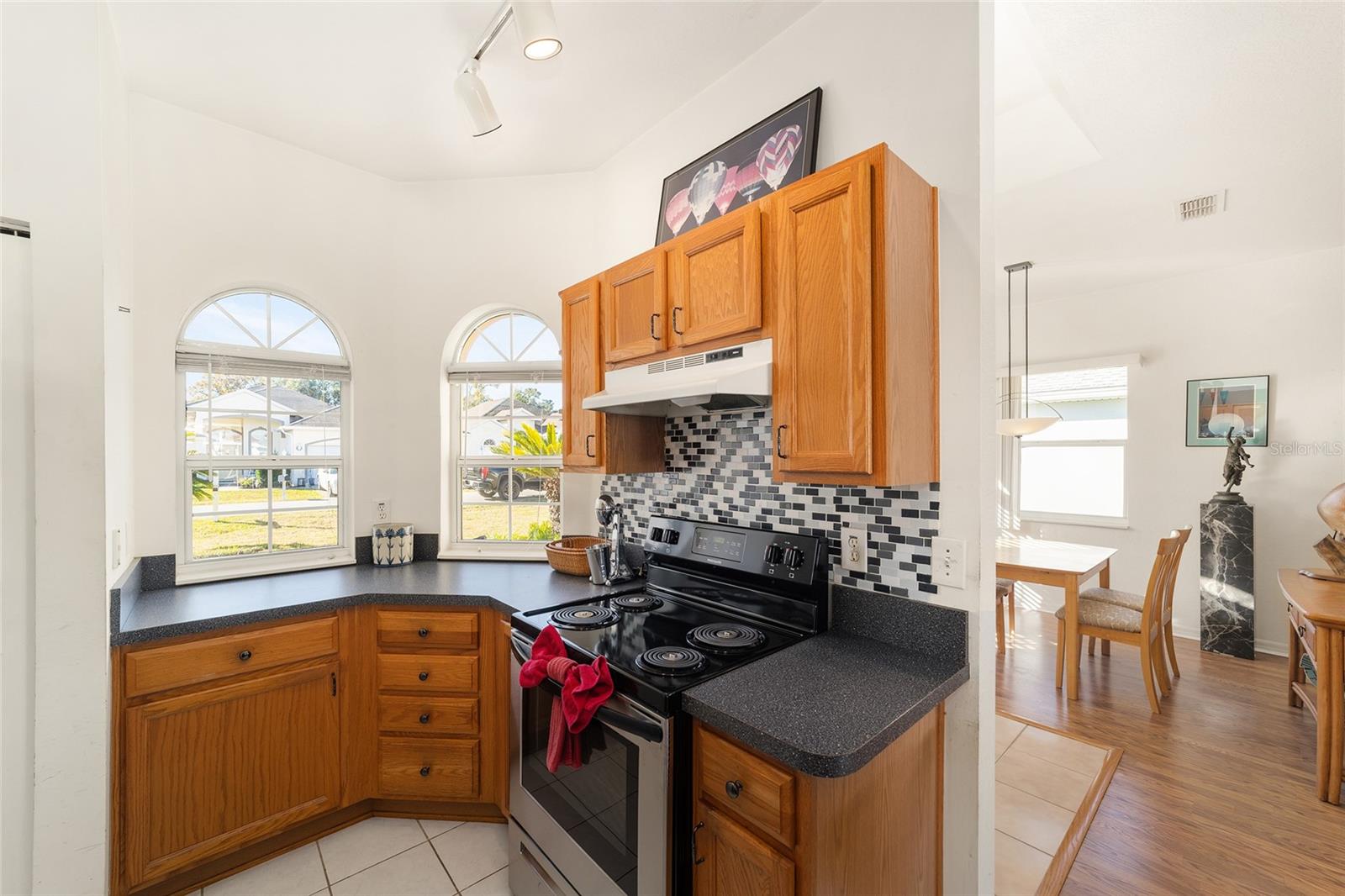 Image 20 of 41 For 7393 112th Place