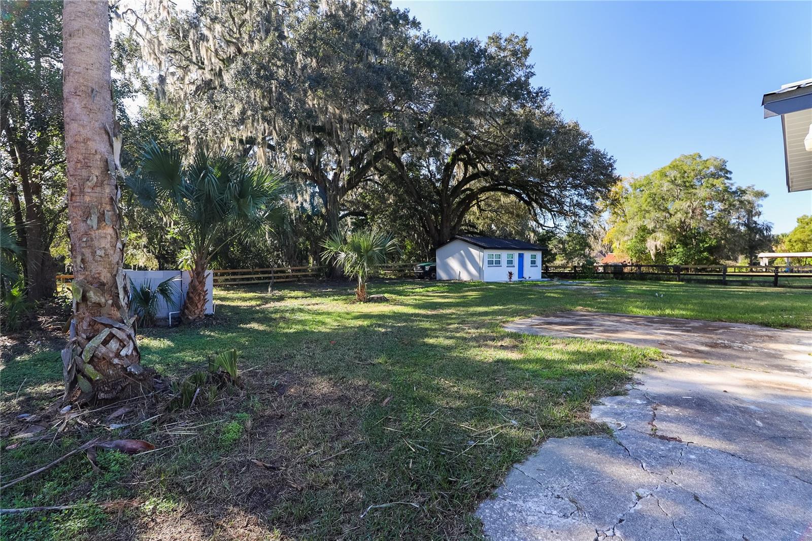 Image 22 of 24 For 1850 35th Street