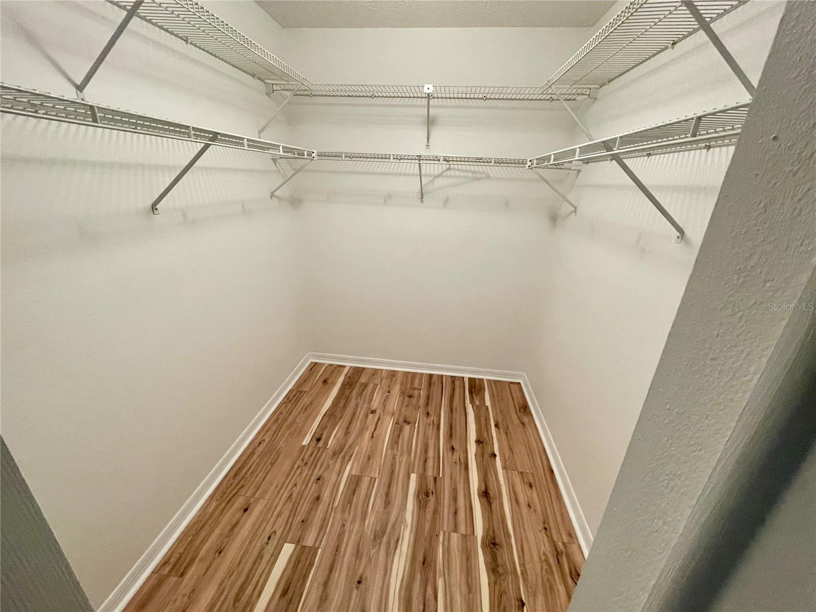 Image 7 of 19 For 19712 Sw 93rd Lane