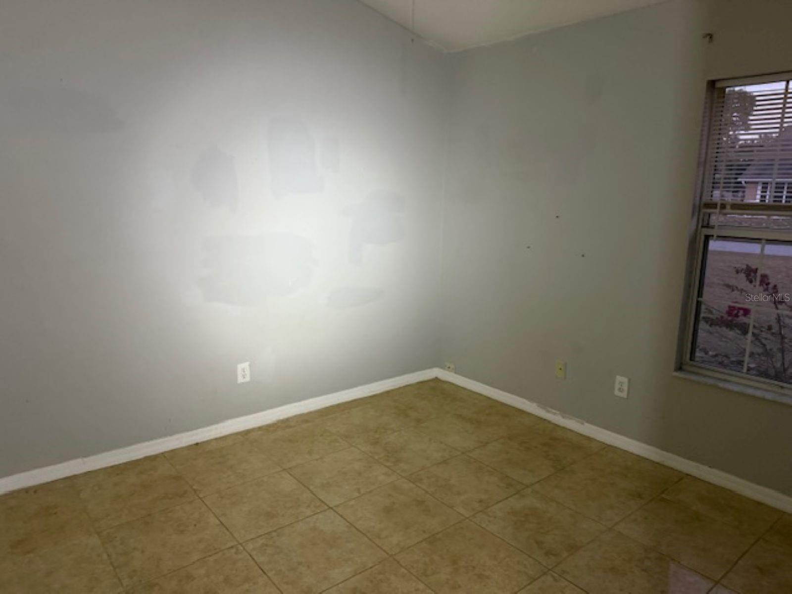 Image 9 of 12 For 35249 Queens Way