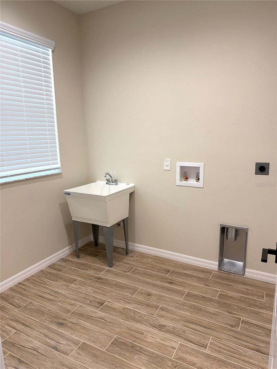 Image 12 of 19 For 4776 10th Terrace