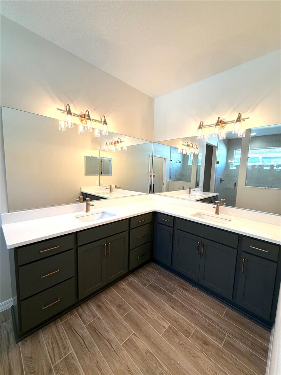 Image 9 of 19 For 4776 10th Terrace