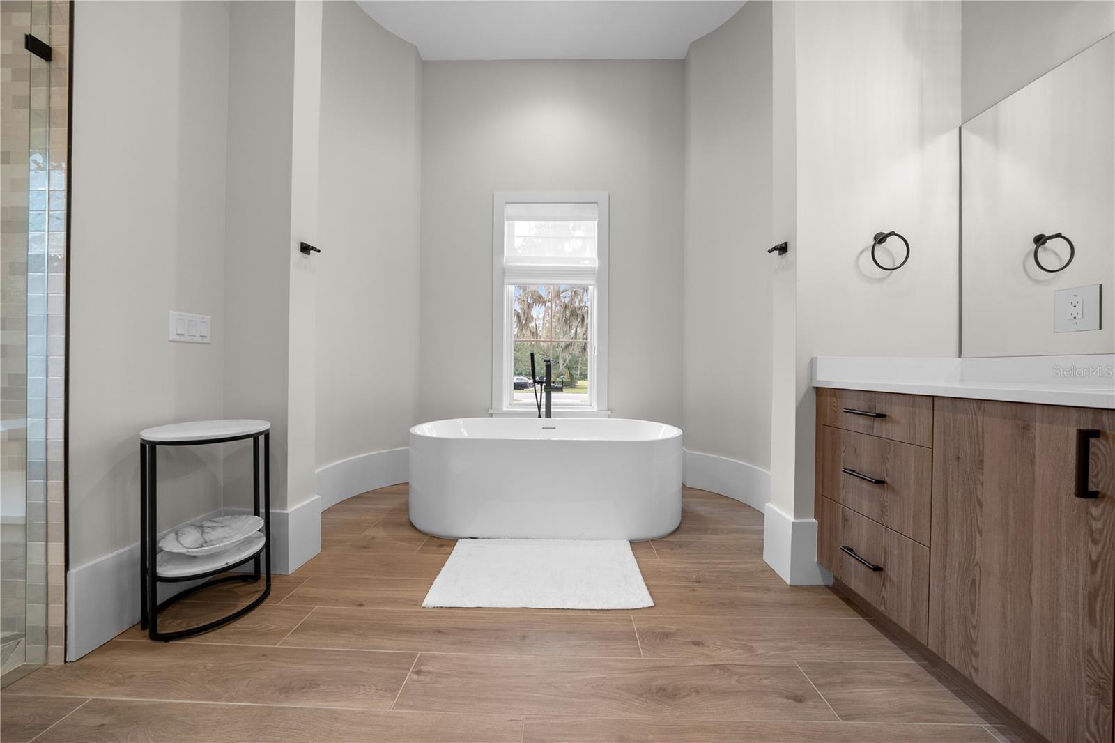 Image 62 of 87 For 8095 29th Street Road