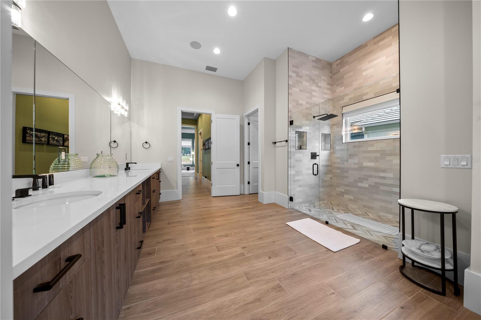 Image 63 of 87 For 8095 29th Street Road