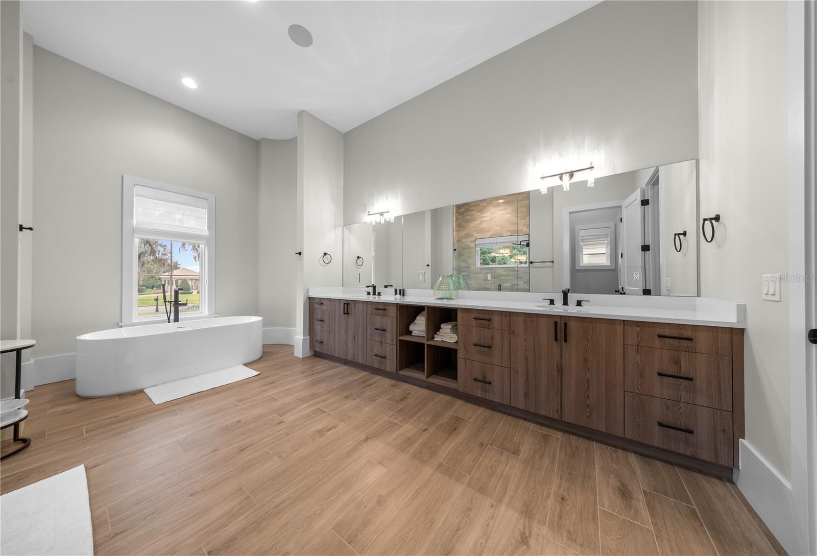 Image 66 of 87 For 8095 29th Street Road