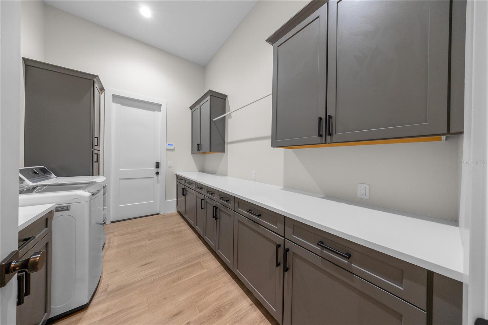 Image 69 of 87 For 8095 29th Street Road