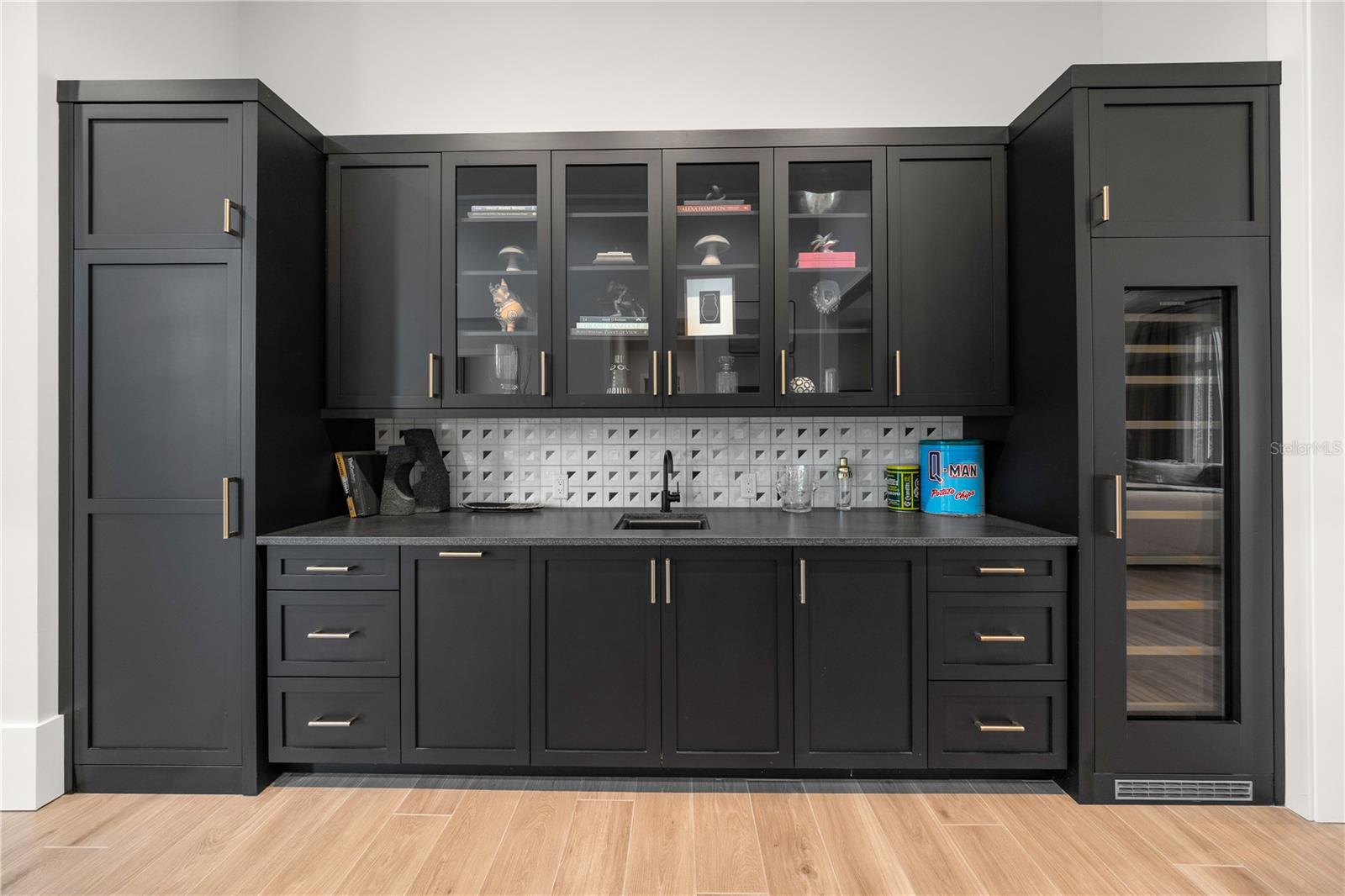 Image 9 of 87 For 8095 29th Street Road