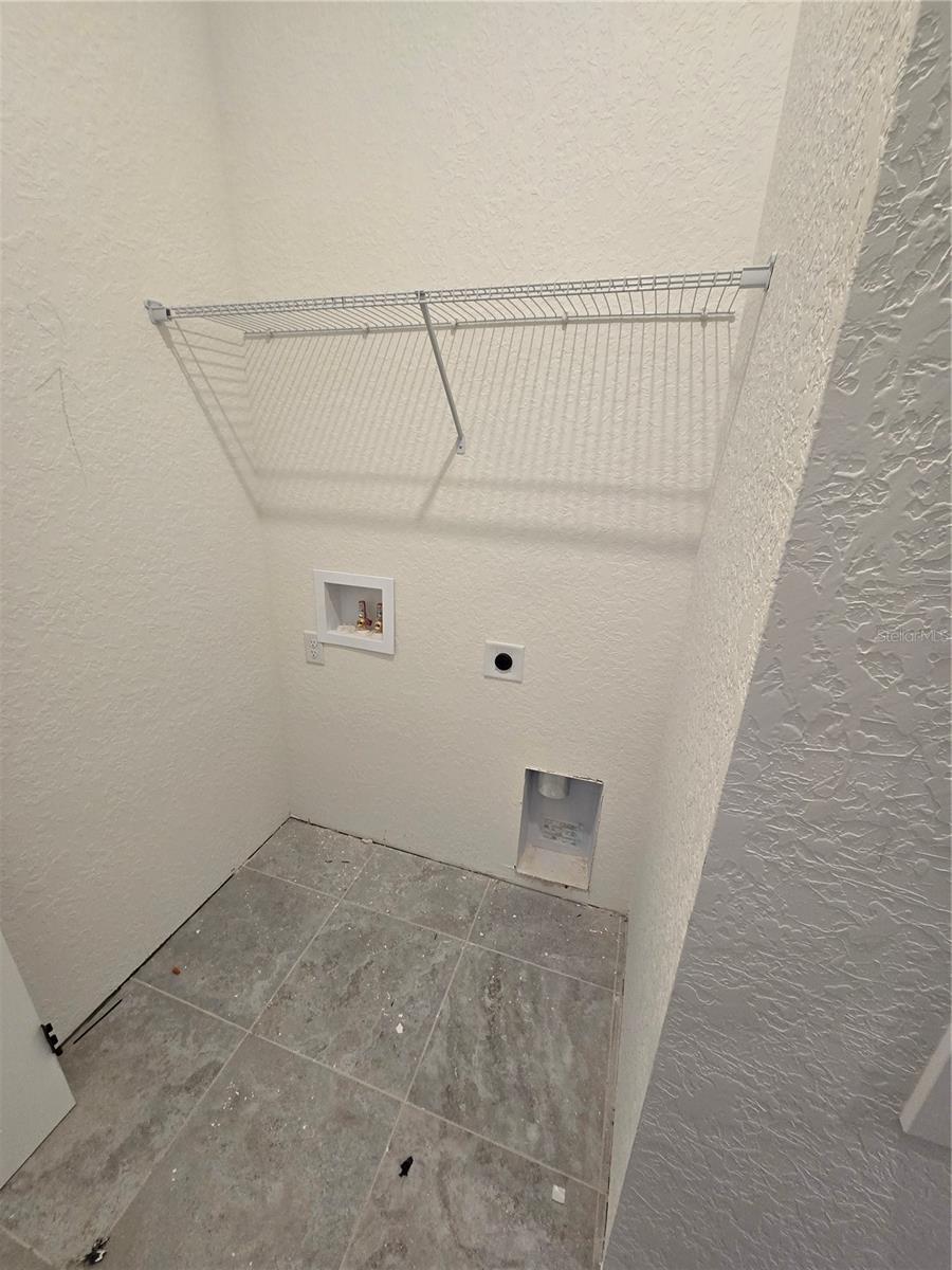 Image 6 of 16 For 2521 Clearwood Street