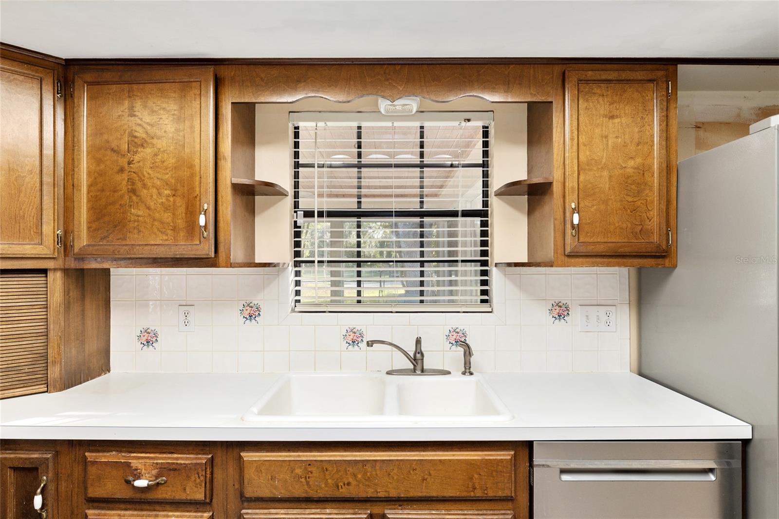 Image 17 of 51 For 3300 32nd Street