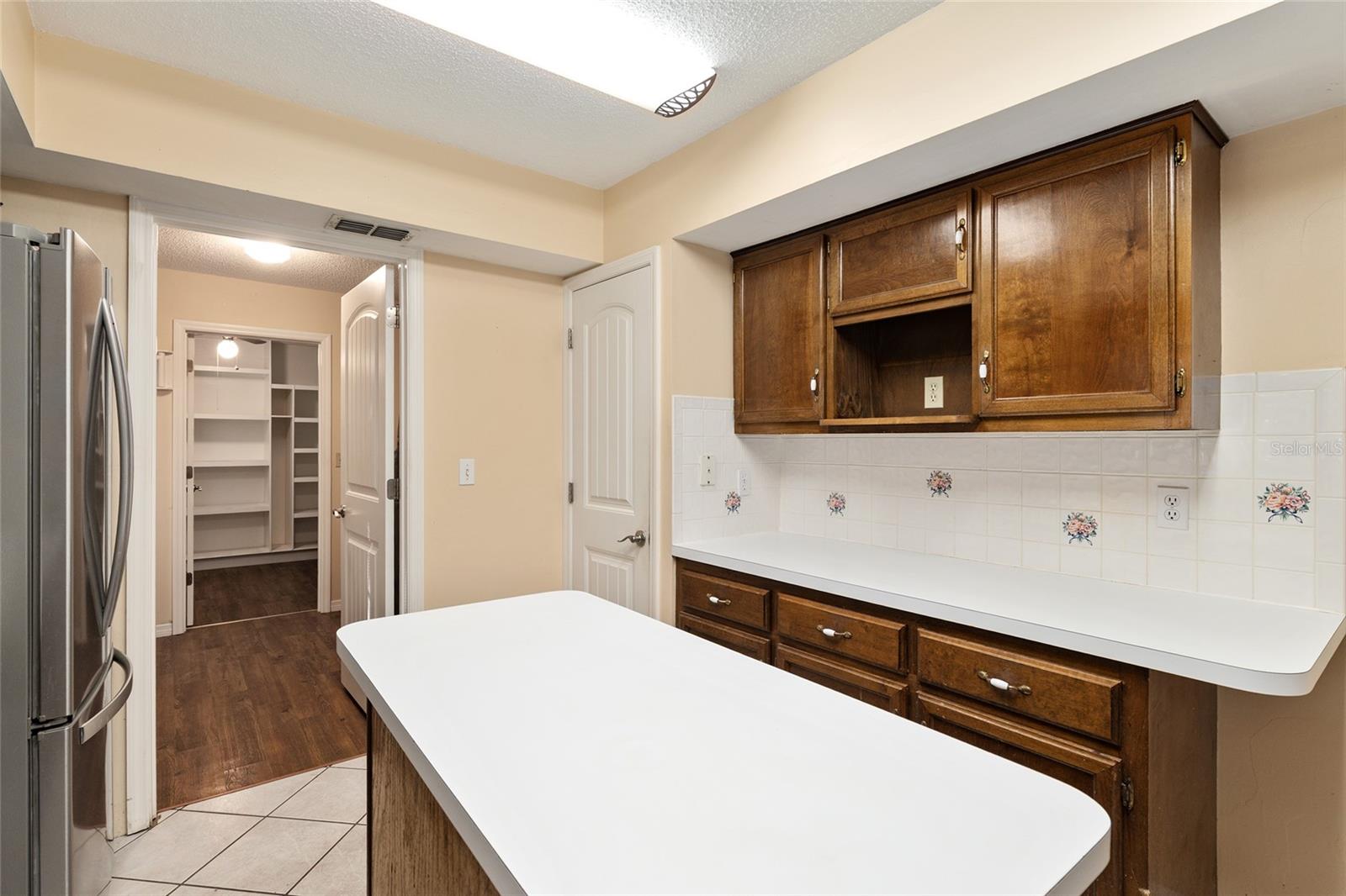 Image 19 of 51 For 3300 32nd Street