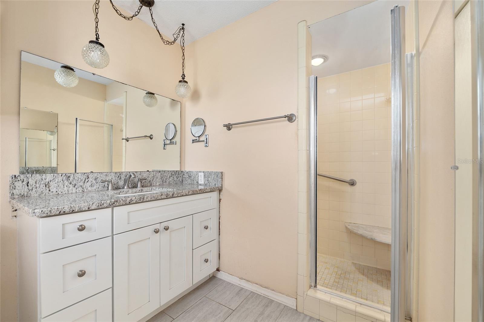 Image 27 of 51 For 3300 32nd Street