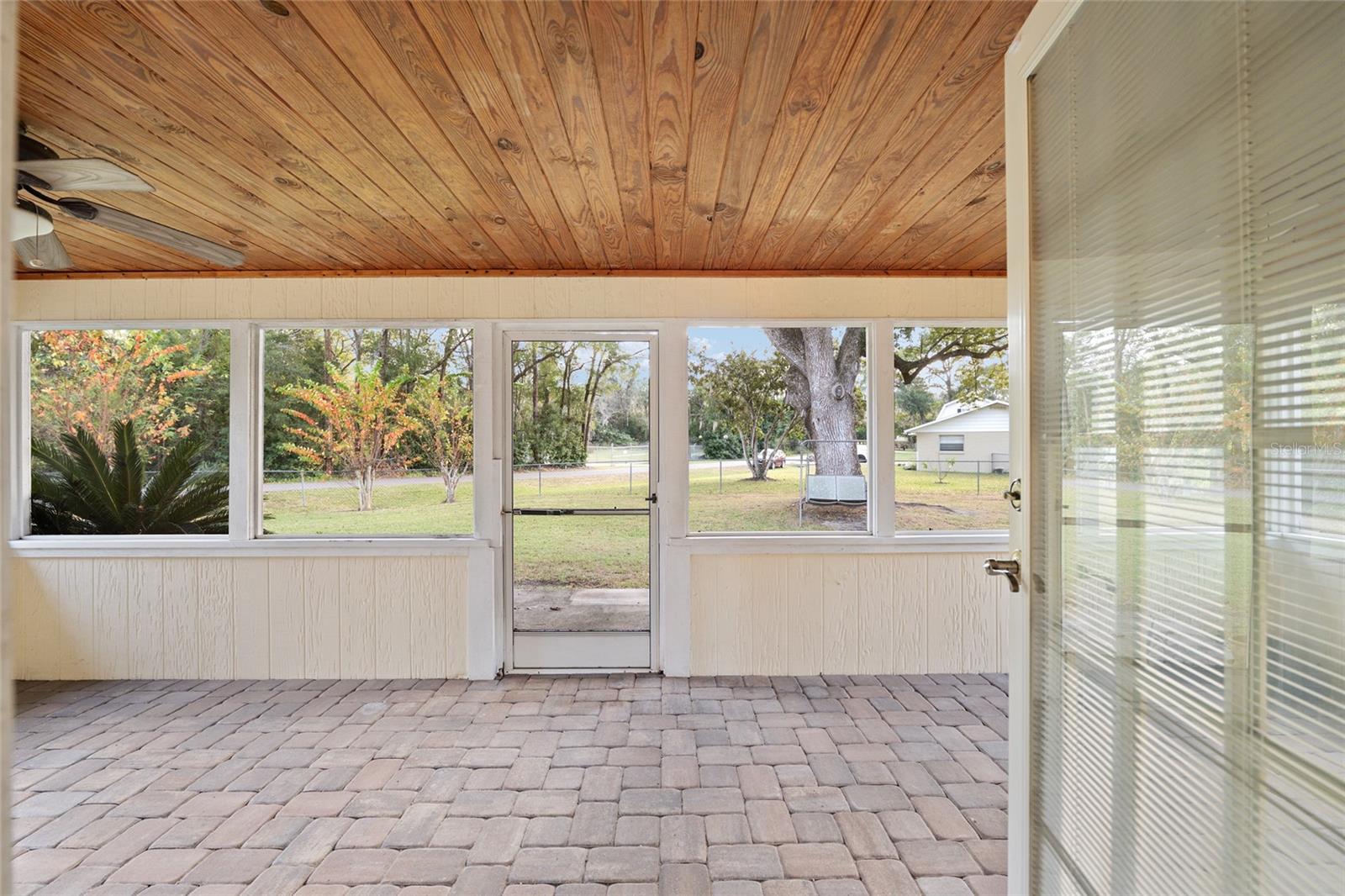 Image 37 of 51 For 3300 32nd Street