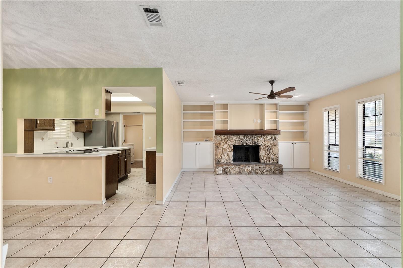 Image 7 of 51 For 3300 32nd Street