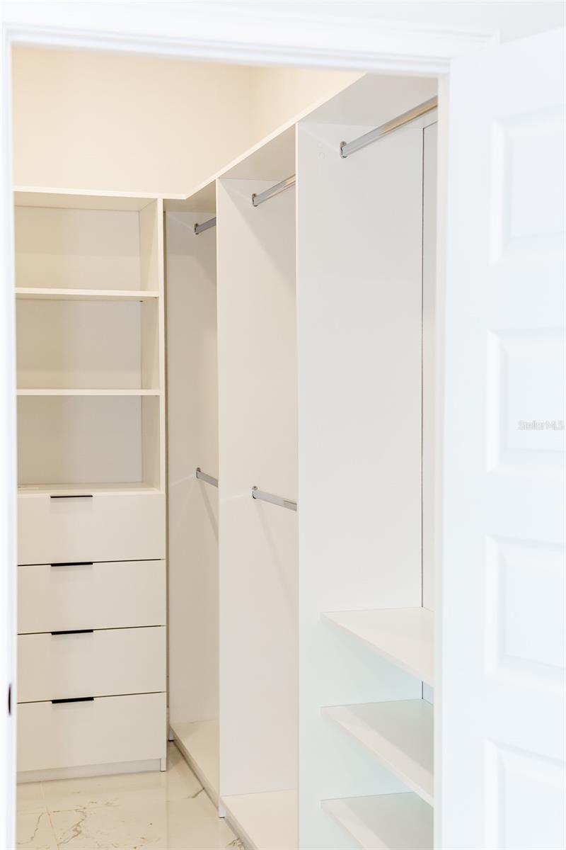 Image 8 of 14 For 4406 179th Place