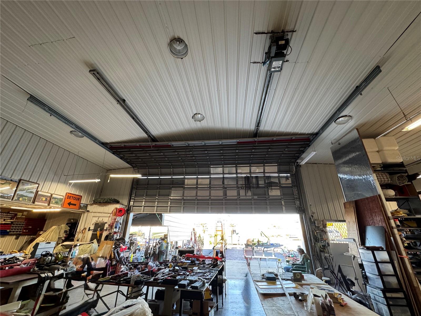 Image 10 of 42 For 17725 Powerline Road