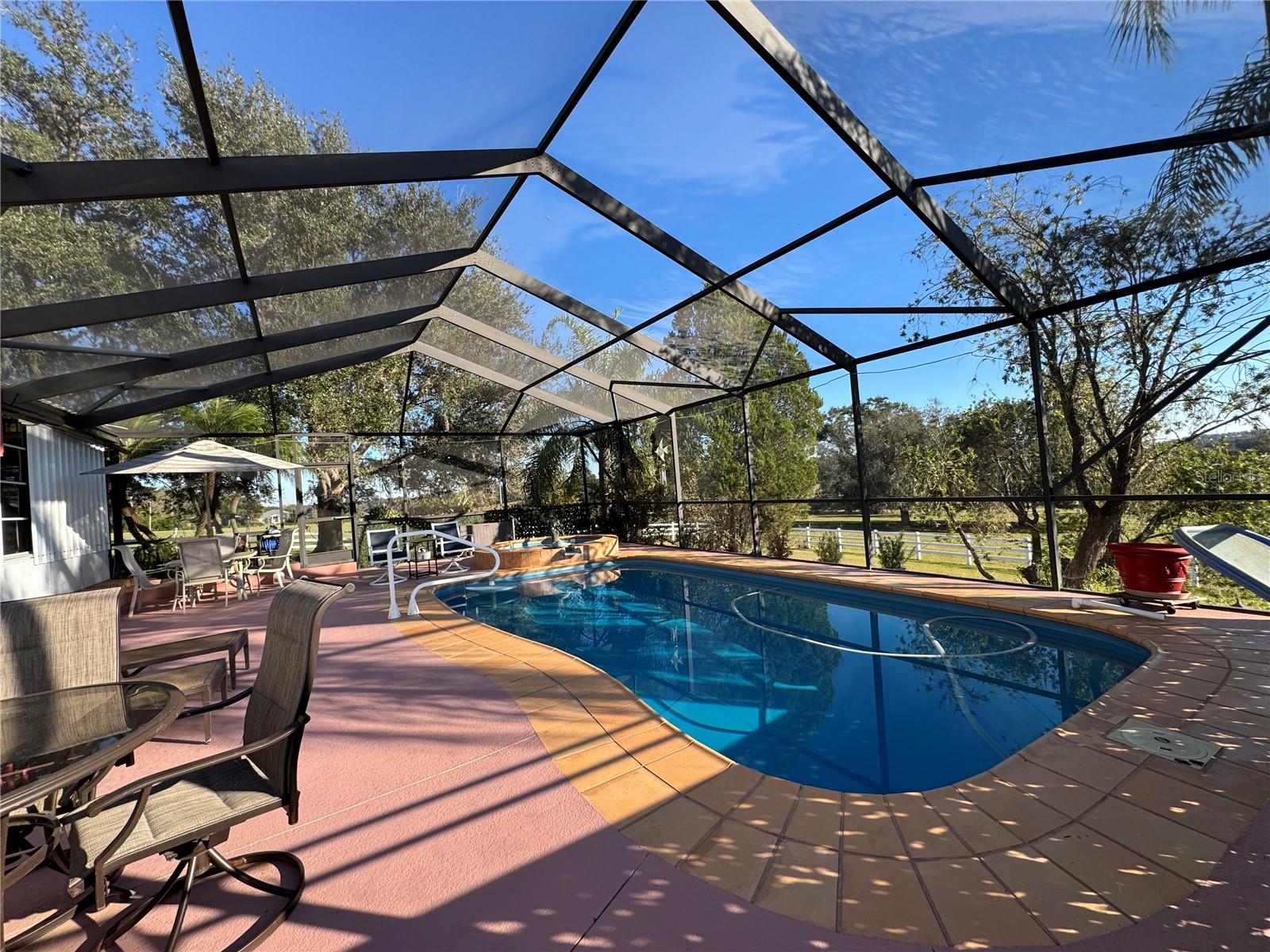 Image 11 of 42 For 17725 Powerline Road