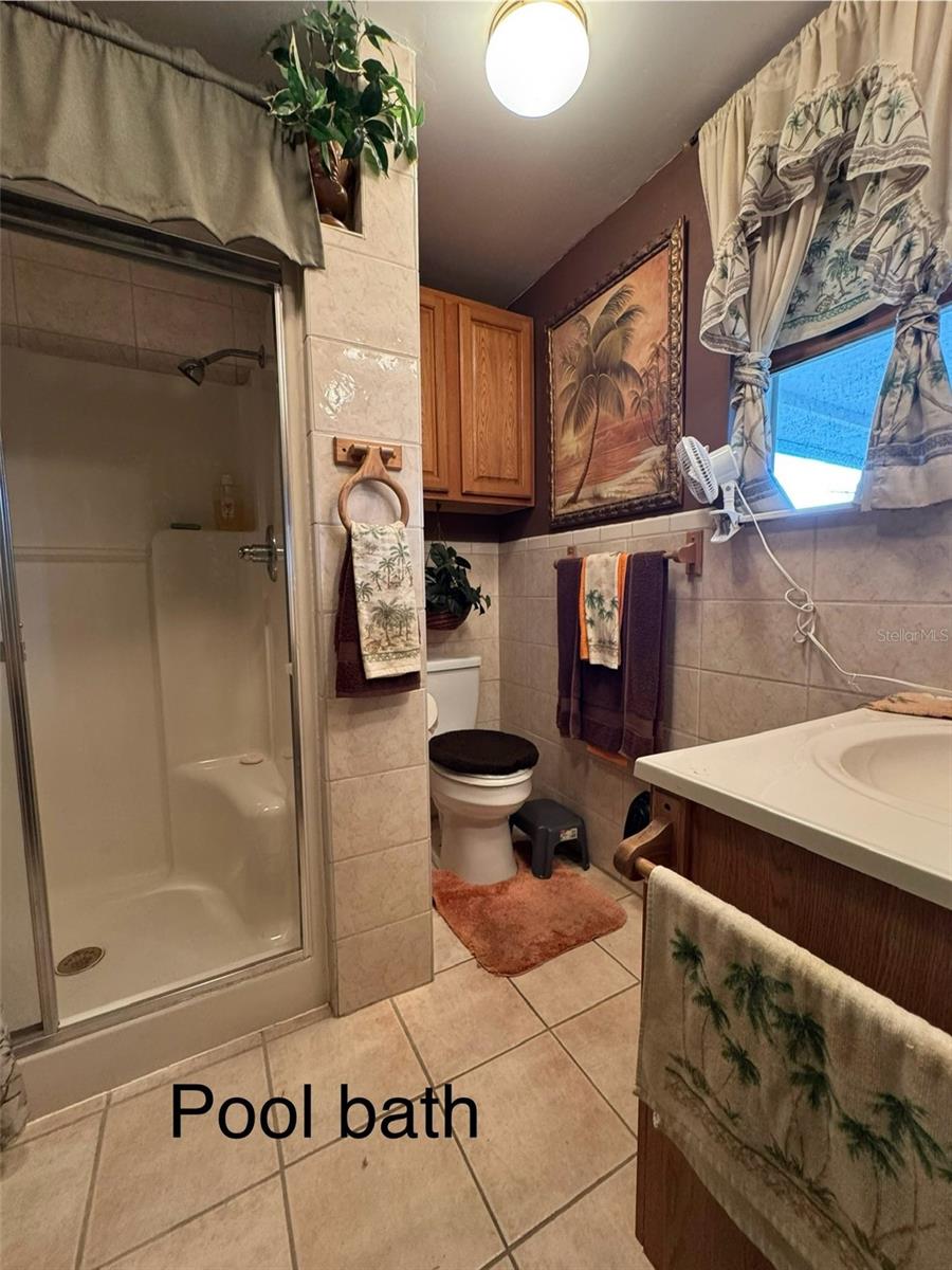 Image 16 of 42 For 17725 Powerline Road