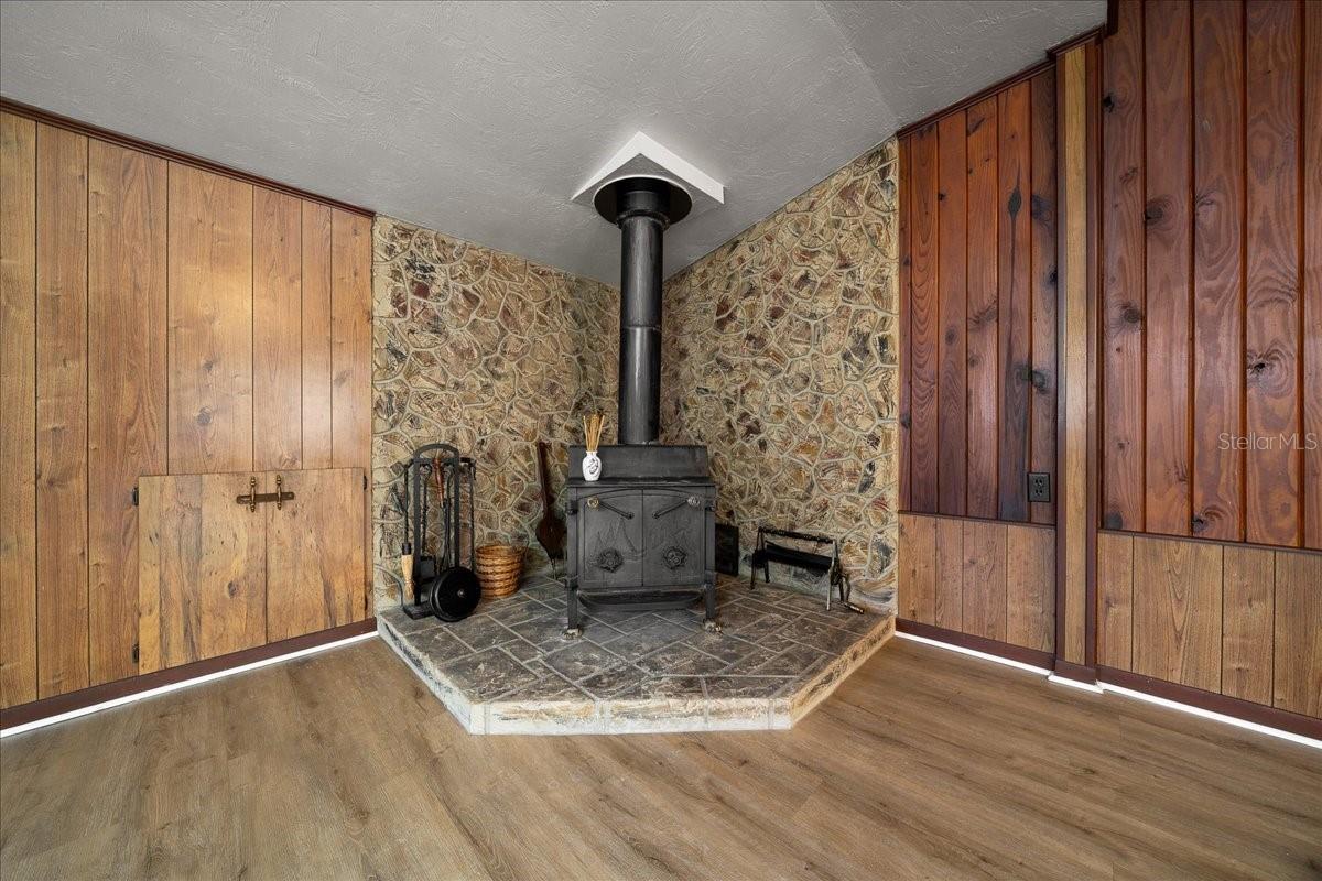 Image 10 of 45 For 618 21st Street