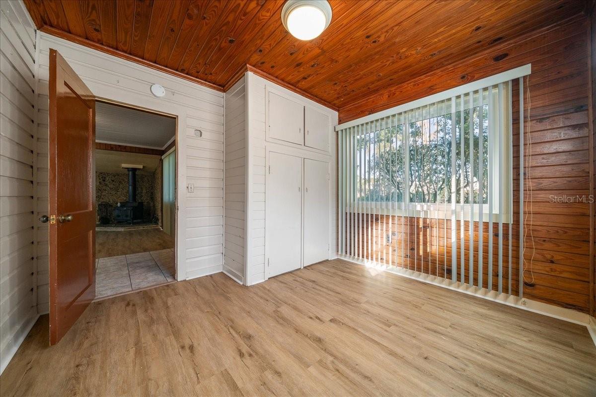 Image 19 of 45 For 618 21st Street