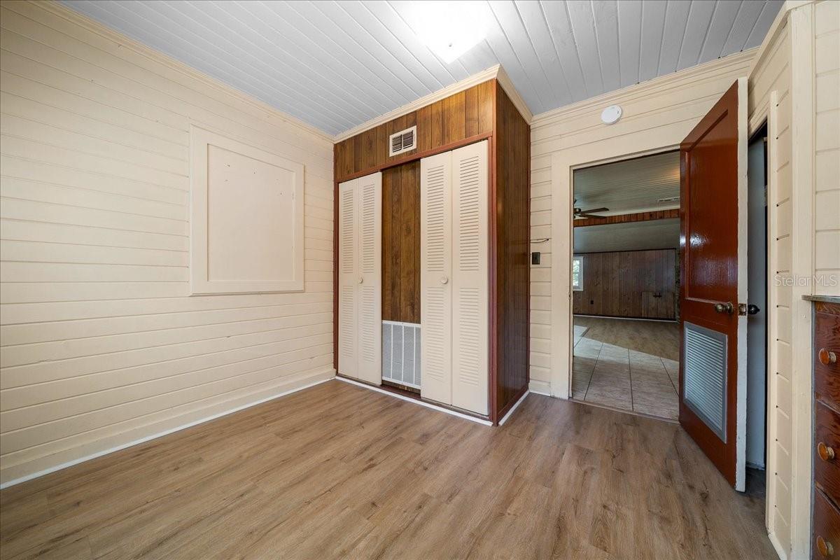 Image 22 of 45 For 618 21st Street