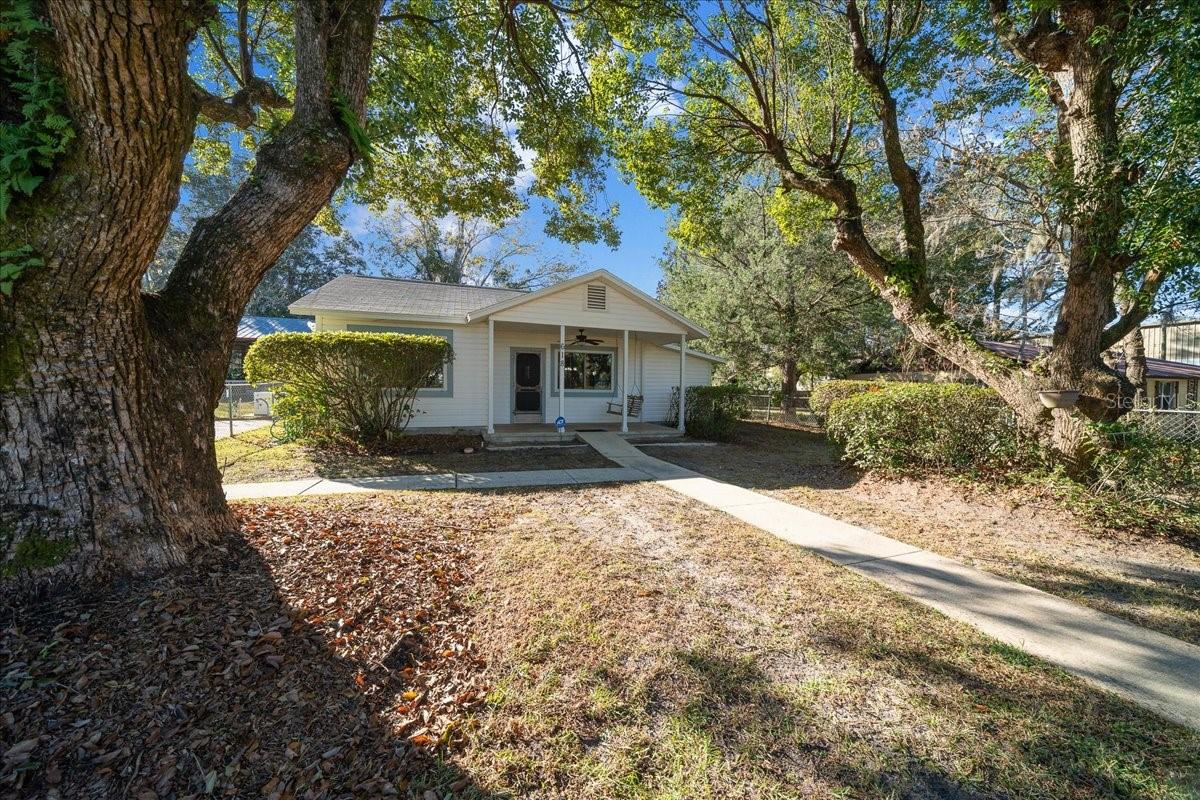 Image 3 of 45 For 618 21st Street