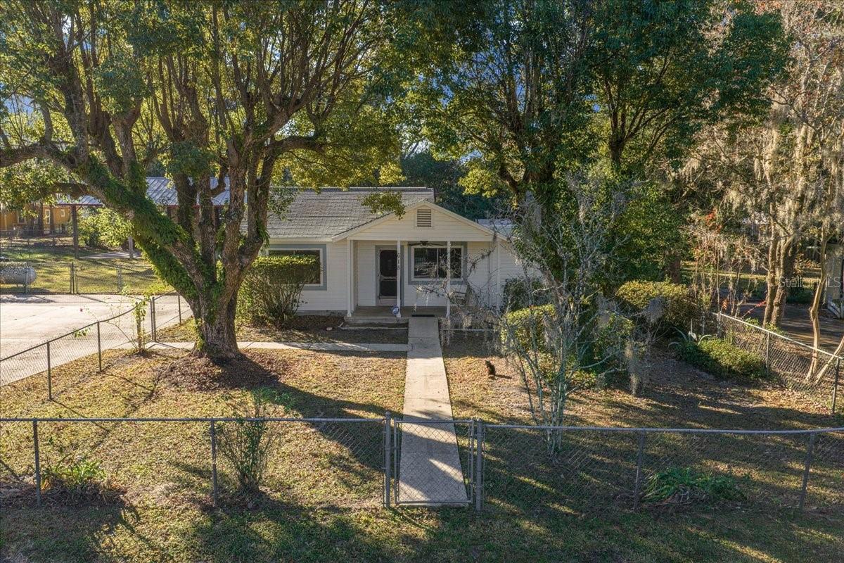 Image 5 of 45 For 618 21st Street