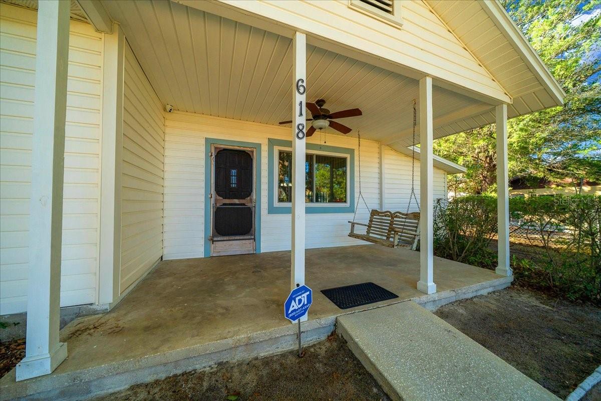 Image 7 of 45 For 618 21st Street