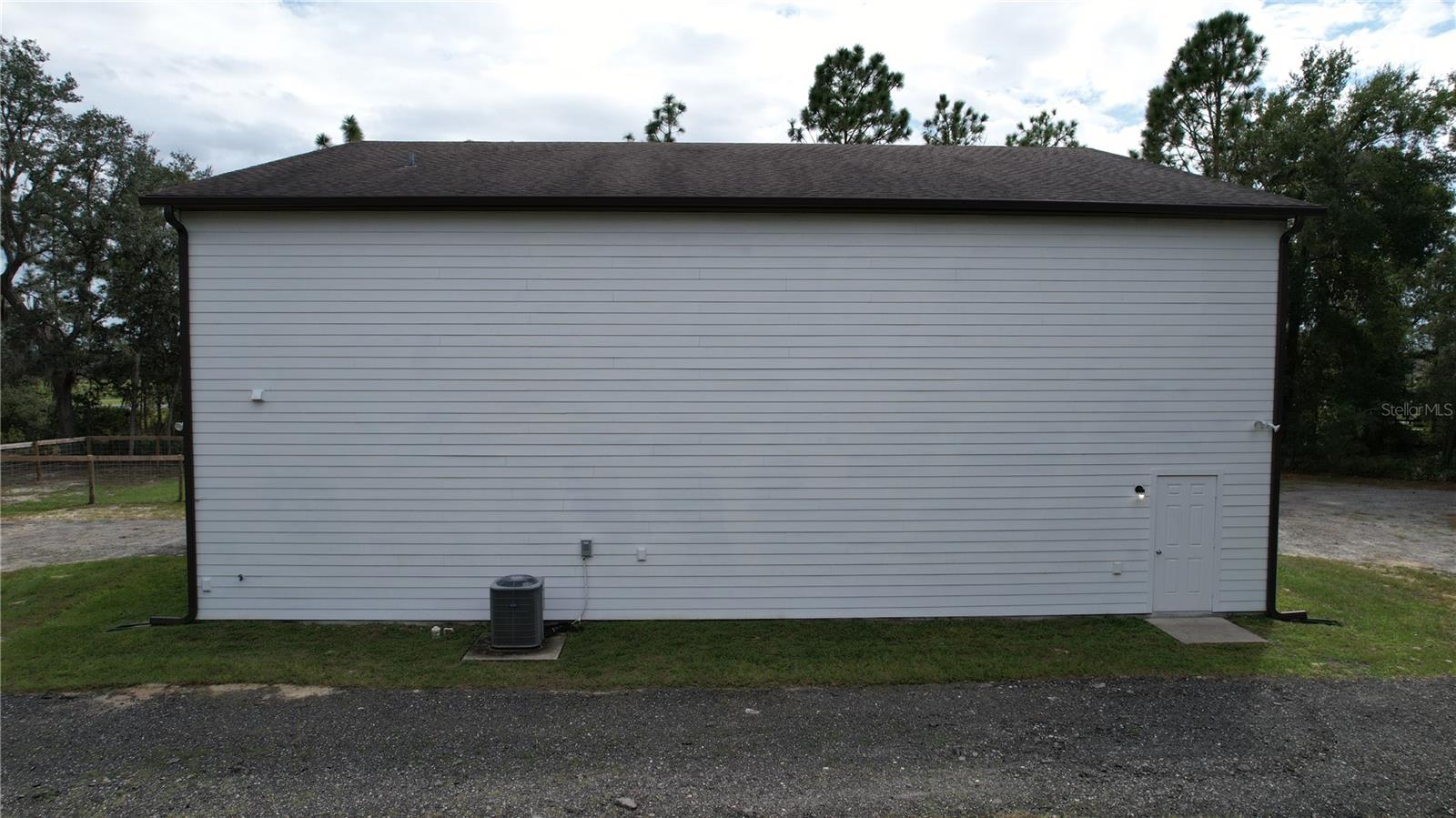 Image 5 of 36 For 8121 County Road 243b