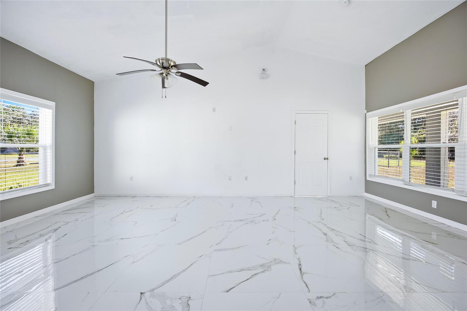 Image 6 of 39 For 14550 61st Court