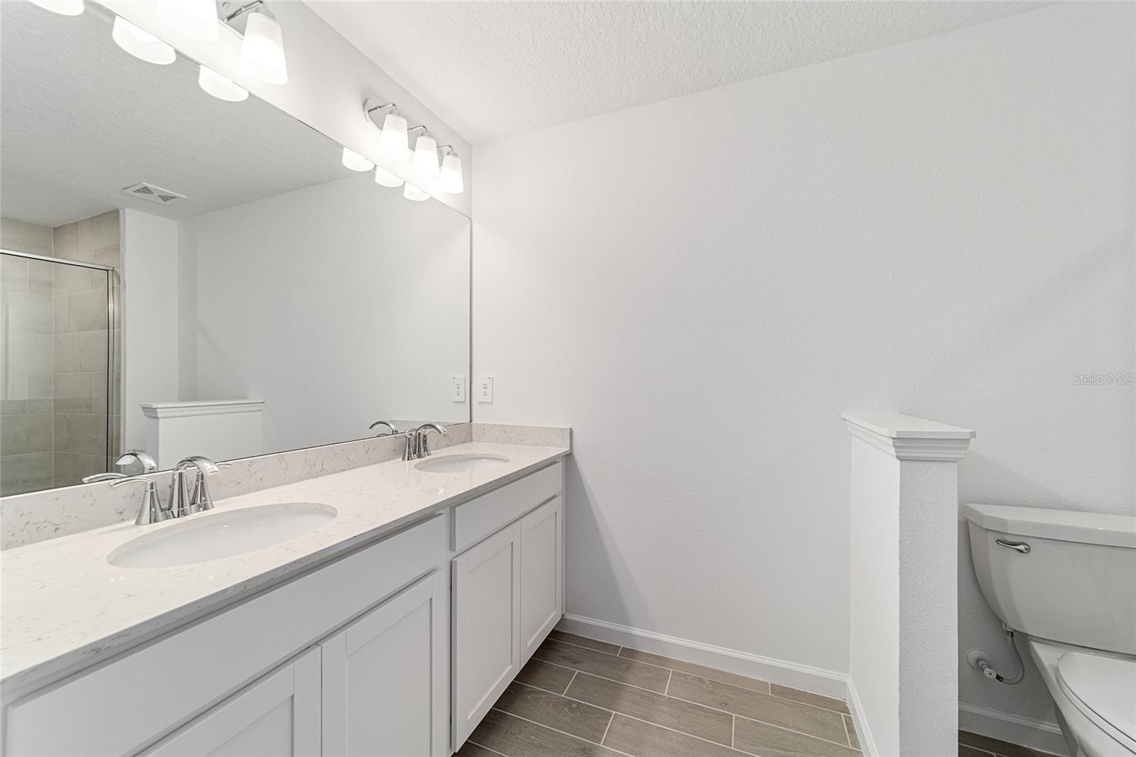 Image 31 of 48 For 3543 37th Avenue Road