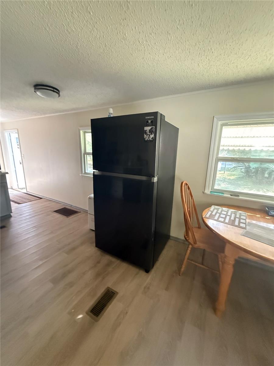 Image 6 of 23 For 23502 110th Court