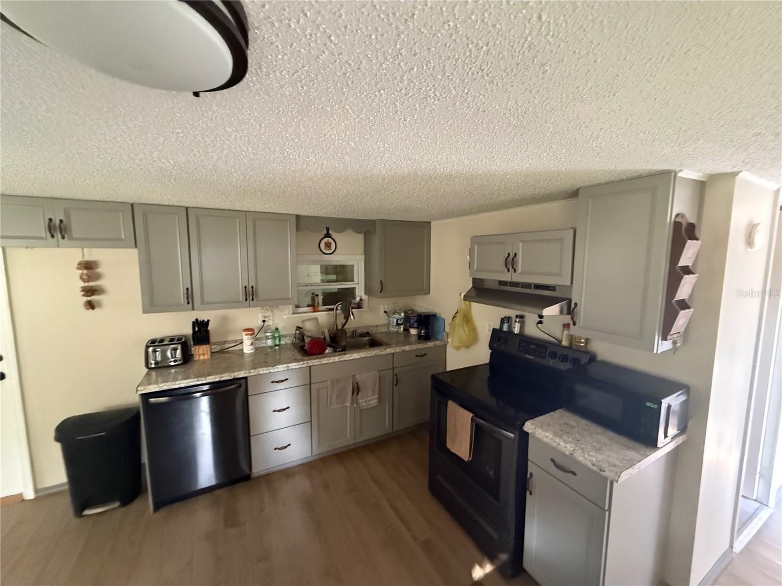 Image 7 of 23 For 23502 110th Court