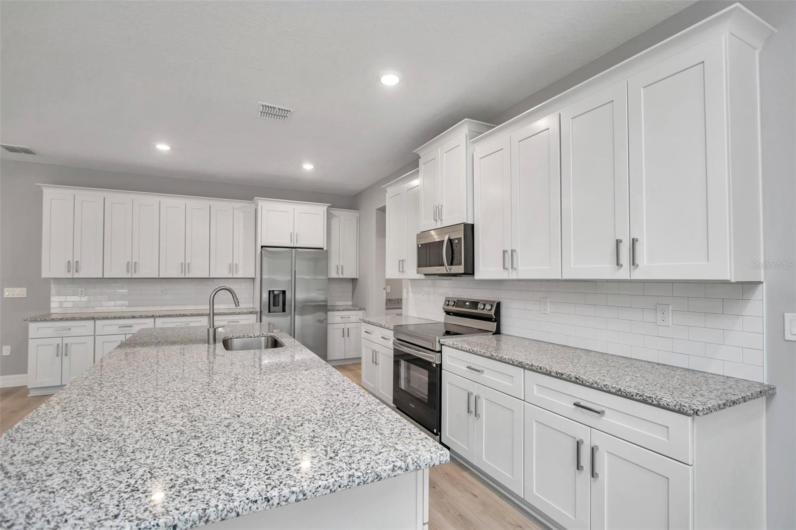 Image 26 of 48 For 3715 Cogwood Circle